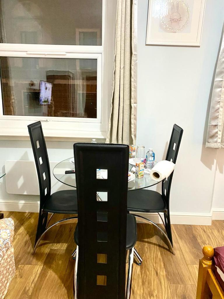 Stylish One Bed Studio Flat Edgware Road In Central